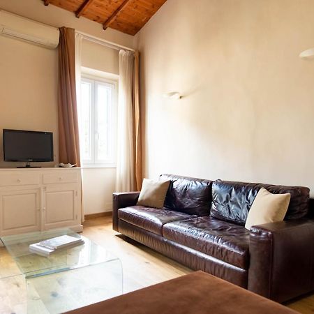 Modern, Bright Near Boboli Gardens & Santo Spirito - Homeunity Firenze Esterno foto