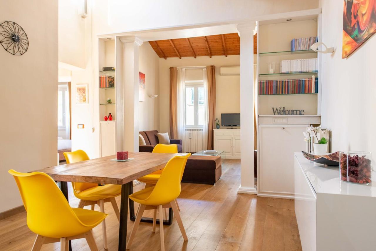 Modern, Bright Near Boboli Gardens & Santo Spirito - Homeunity Firenze Esterno foto