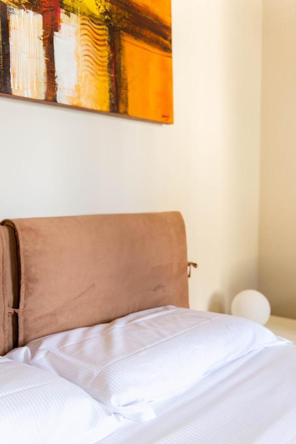 Modern, Bright Near Boboli Gardens & Santo Spirito - Homeunity Firenze Esterno foto