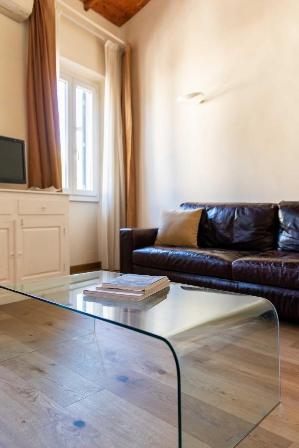Modern, Bright Near Boboli Gardens & Santo Spirito - Homeunity Firenze Esterno foto